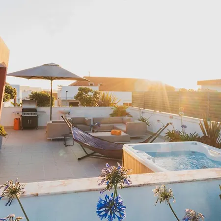 Bica, Luxury Heated Penthouse With Jacuzzi And Large Terrace In Baleal