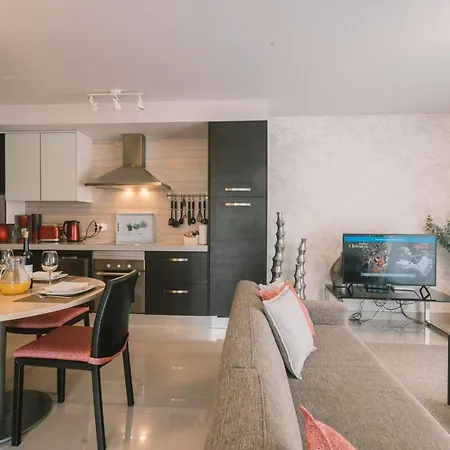 Apartment Bica, Luxury Heated Penthouses With Jacuzzi And Large Terrace In *
