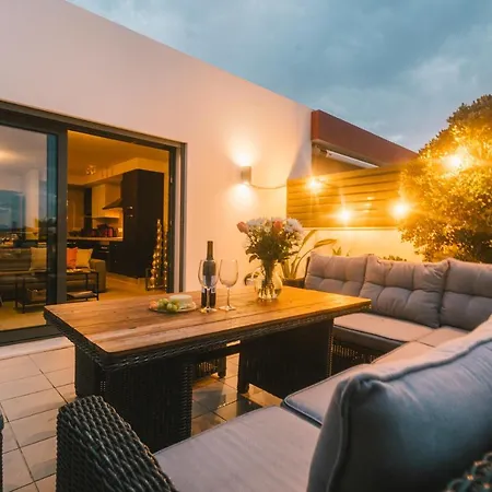 Apartament Bica, Luxury Heated Penthouse With Jacuzzi And Large Terrace In Baleal