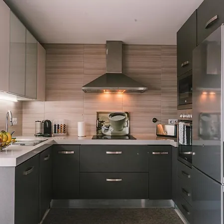 Bica, Luxury Heated Penthouse With Jacuzzi And Large Terrace In Baleal