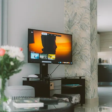 Bica, Luxury Heated Penthouse With Jacuzzi And Large Terrace In Apartament *