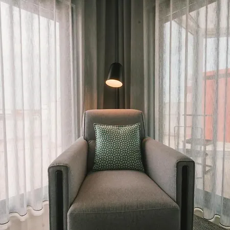Bica, Luxury Heated Penthouses With Jacuzzi And Large Terrace In Apartment