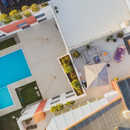Apartment Bica, Luxury Heated Penthouses With Jacuzzi And Large Terrace In Baleal