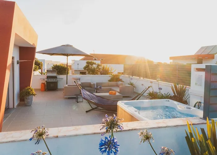 Bica, Luxury Heated Penthouse With Jacuzzi And Large Terrace In Baleal