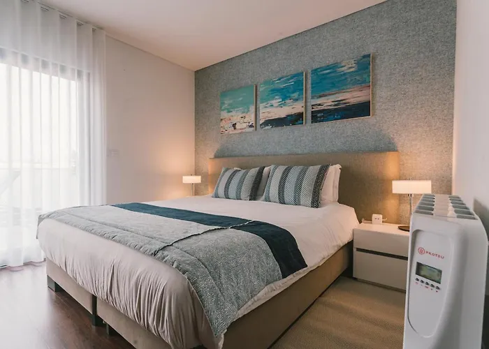 Bica, Luxury Heated Penthouse With Jacuzzi And Large Terrace In Apartament *