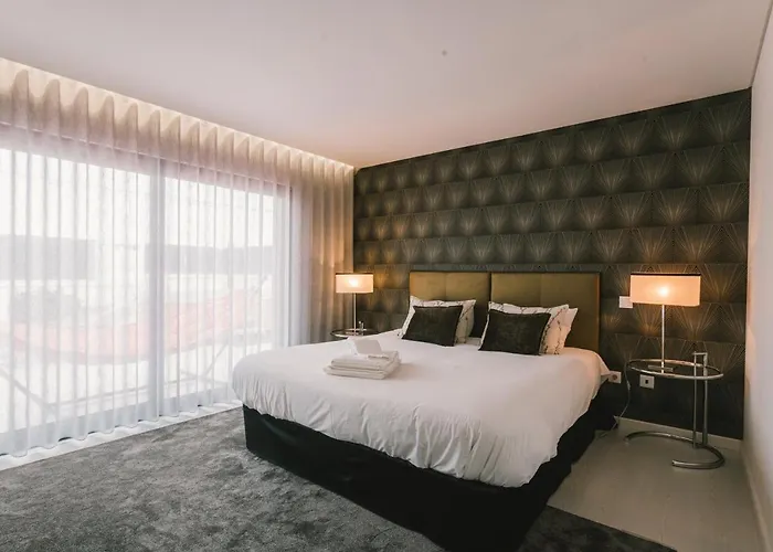 Bica, Luxury Heated Penthouse With Jacuzzi And Large Terrace In