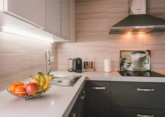 Apartament Bica, Luxury Heated Penthouse With Jacuzzi And Large Terrace In Baleal